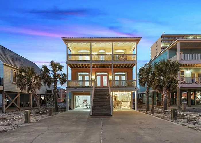 Hotel Pelican's Perch - Tiki Bar, Pool, Gulf Views, Elevator! Gulf Shores